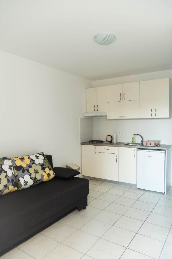 Apartment Franka Vir Esterno foto